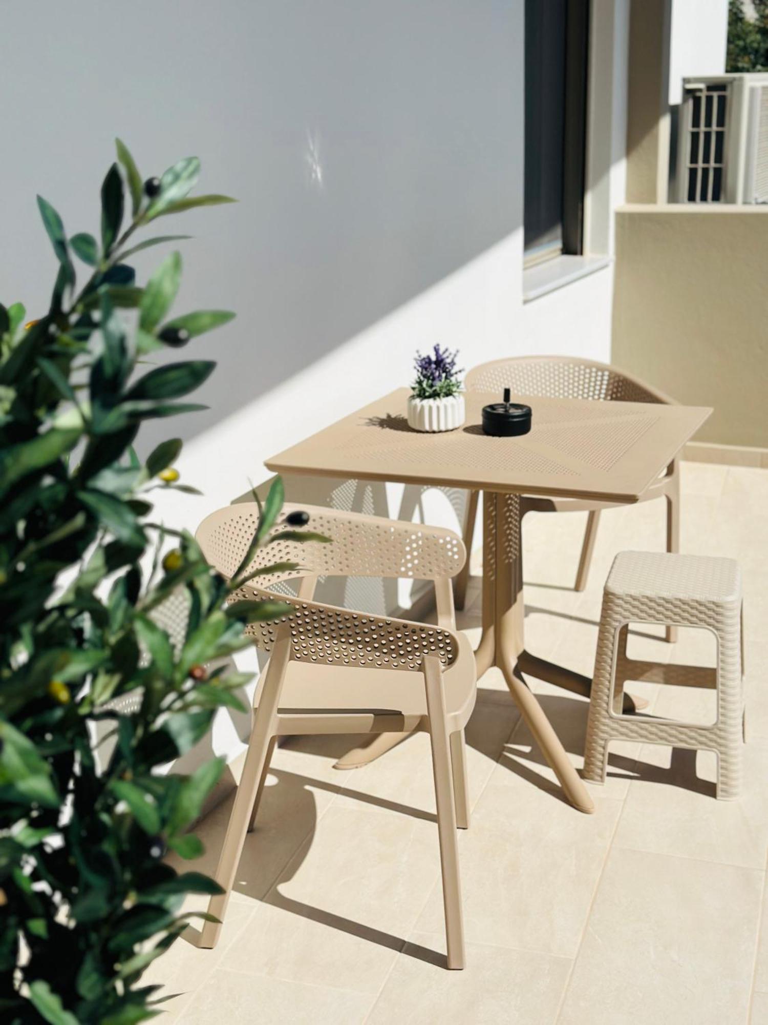 Floral City Apartments Agios Nikolaos Exteriör bild