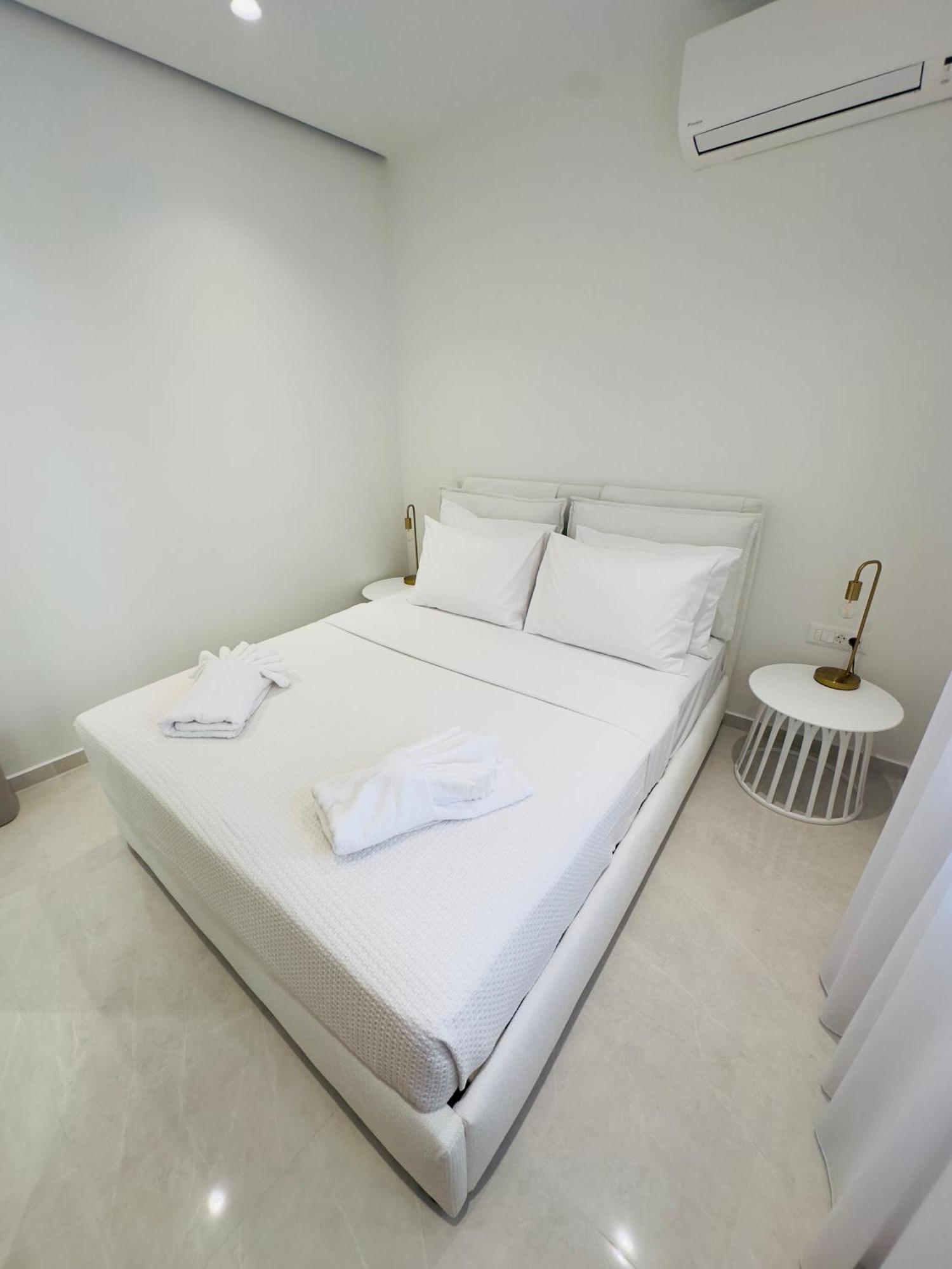 Floral City Apartments Agios Nikolaos Exteriör bild